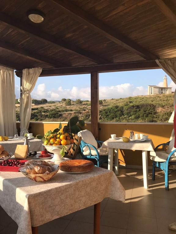 Il Tramonto Bed and Breakfast Castelsardo Exteriör bild