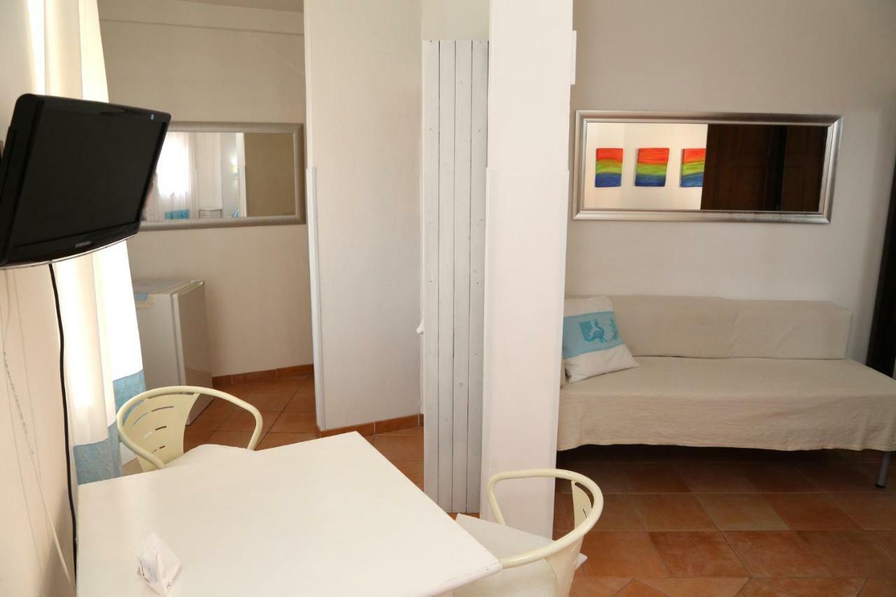 Il Tramonto Bed and Breakfast Castelsardo Exteriör bild