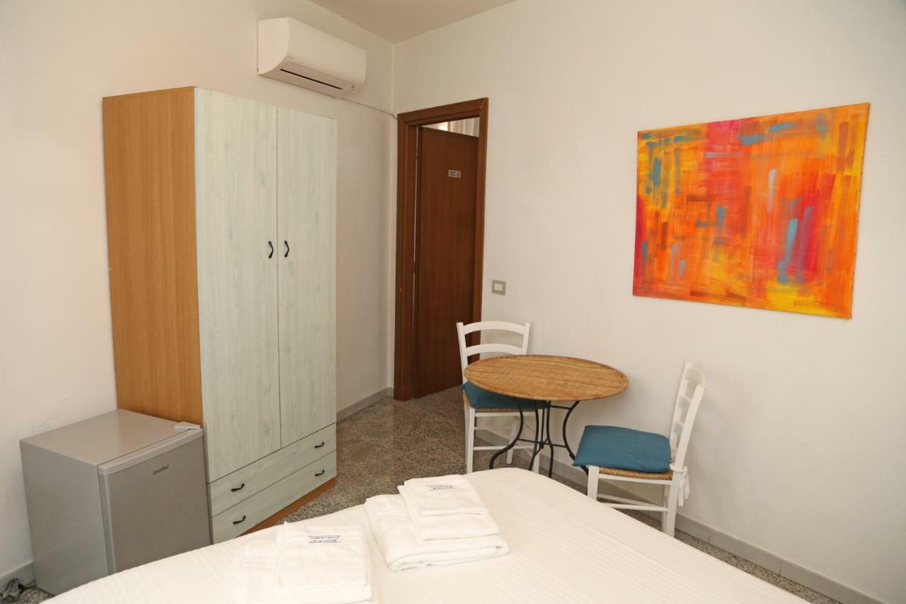 Il Tramonto Bed and Breakfast Castelsardo Exteriör bild